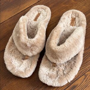 Olukai Kipe’a Heu Shearling Flip Flops Womens 9